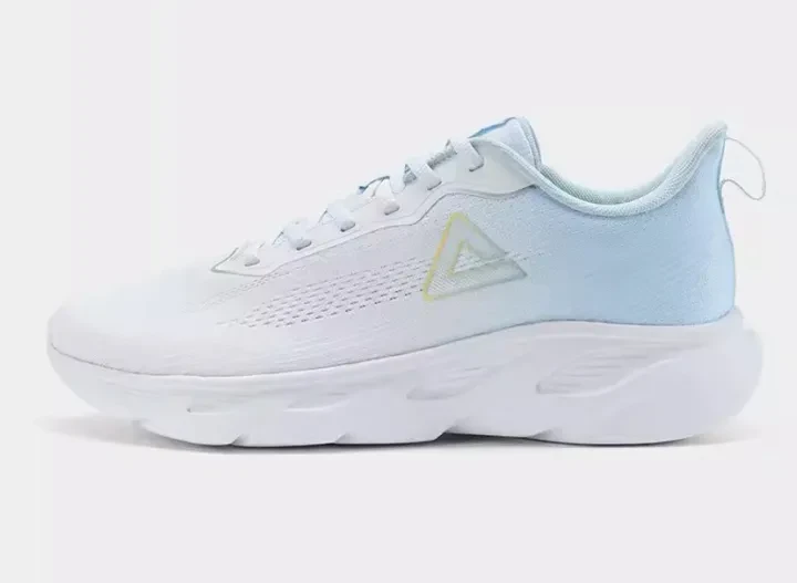 Peak shoes
